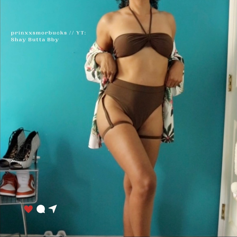 SHEIN Plain Solid Halter Garter Bikini